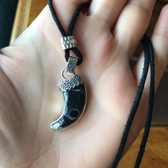 White Buffalo Turquoise Sterling Silver Leather Necklace - Picture 8 of 8